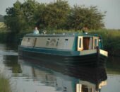 Cheshire Cat Narrowboat Holidays - Hire boat New Moon